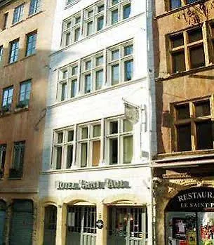 Academie 4* Lyon