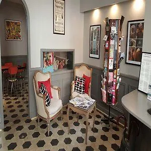 Academie 4* Lyon