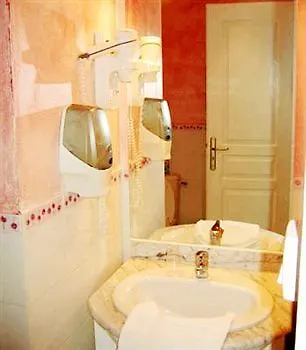 Hotel Academie 4*