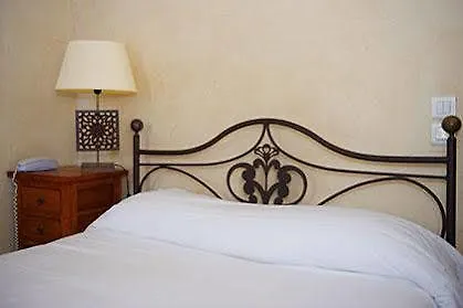 Academie Hotel 4*