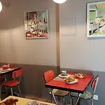 Academie Hotel 4*