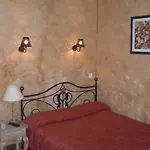 Saint-paul Hotel