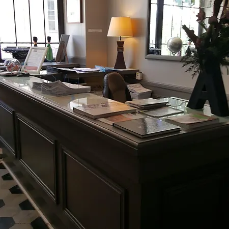 Académie 4*