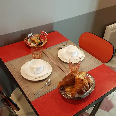 Academie 4* Lyon