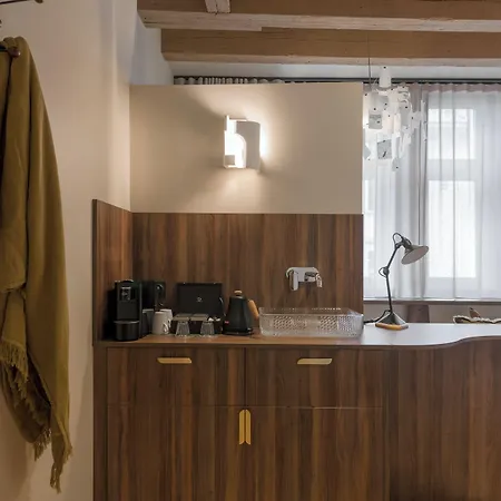 Académie Hotel 4*