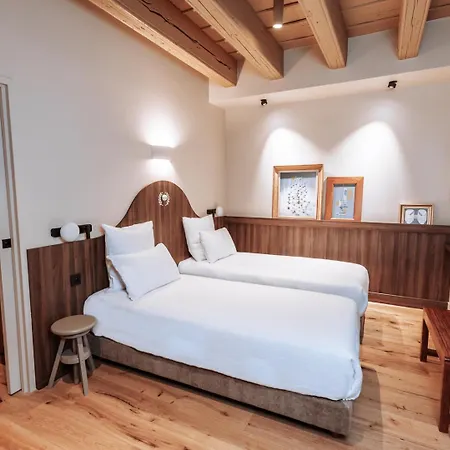 Academie 4* Lyon