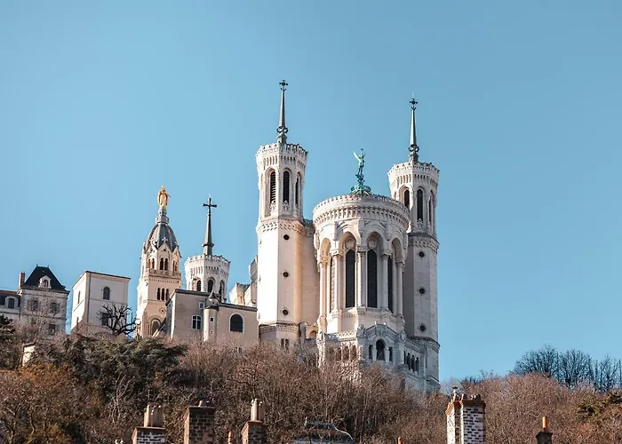 Academie 4* Lyon